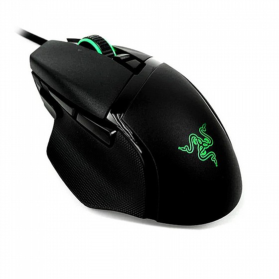 ���� ����  RAZER BASILISK V2